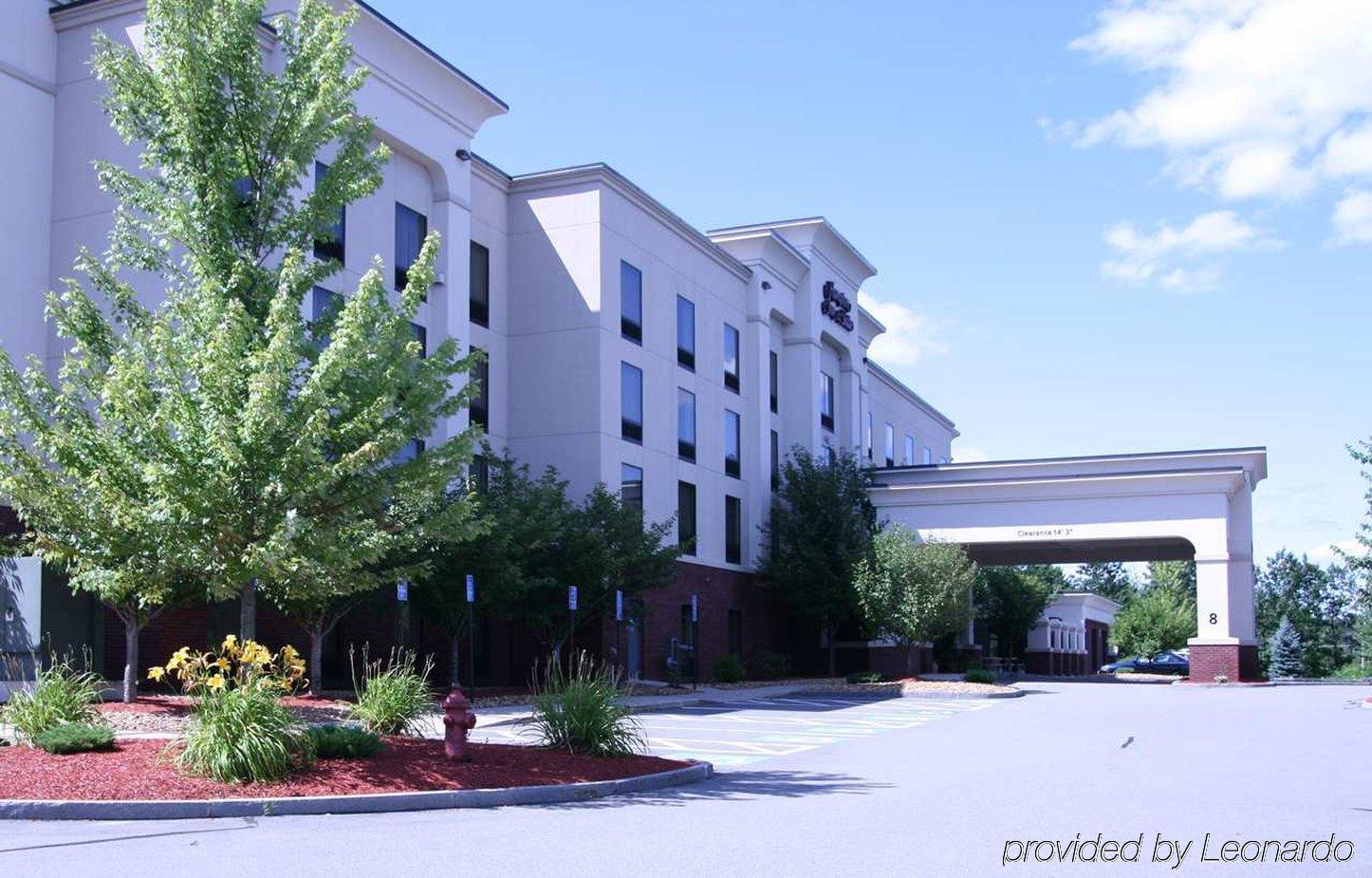 Hampton Inn & Suites By Hilton Manchester Bedford Экстерьер фото